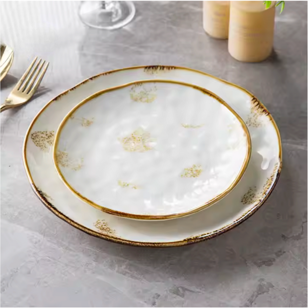 gold plate set by lux dishes