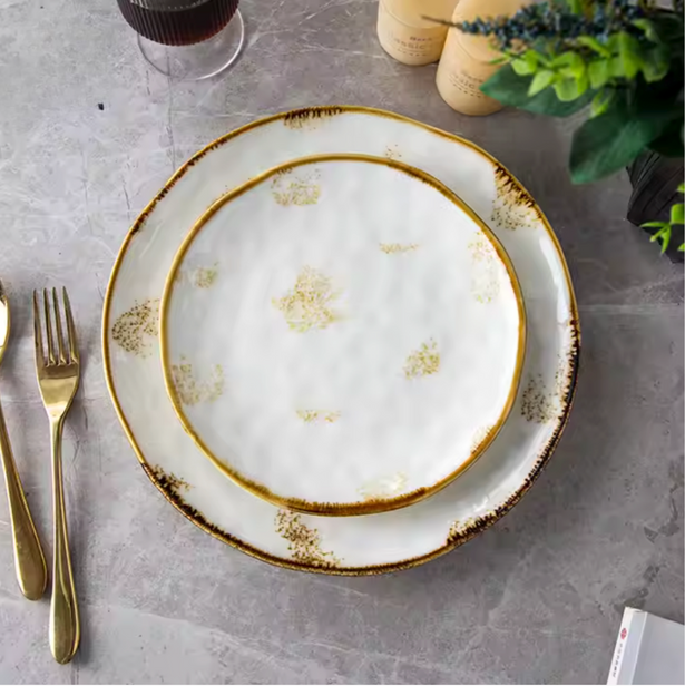 gold plate set by lux dishes