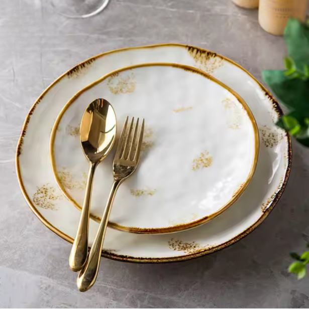 gold plate set by lux dishes